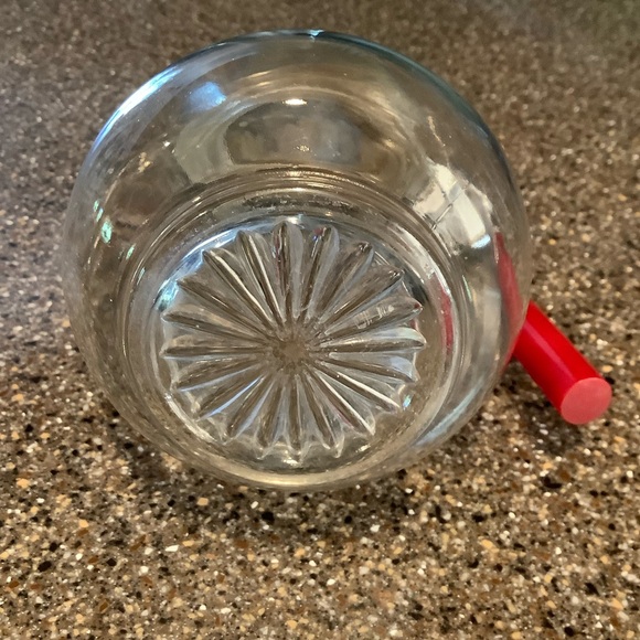 Antique 1950s heavy glass Syrup bottle Red Bakelite handle sunburst bottom - Picture 5 of 6